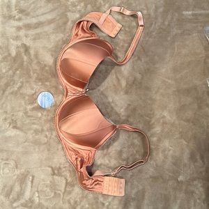 Want FREE SHIPPING? Soma Satin Sheer Peach 34D Bra (#37)
